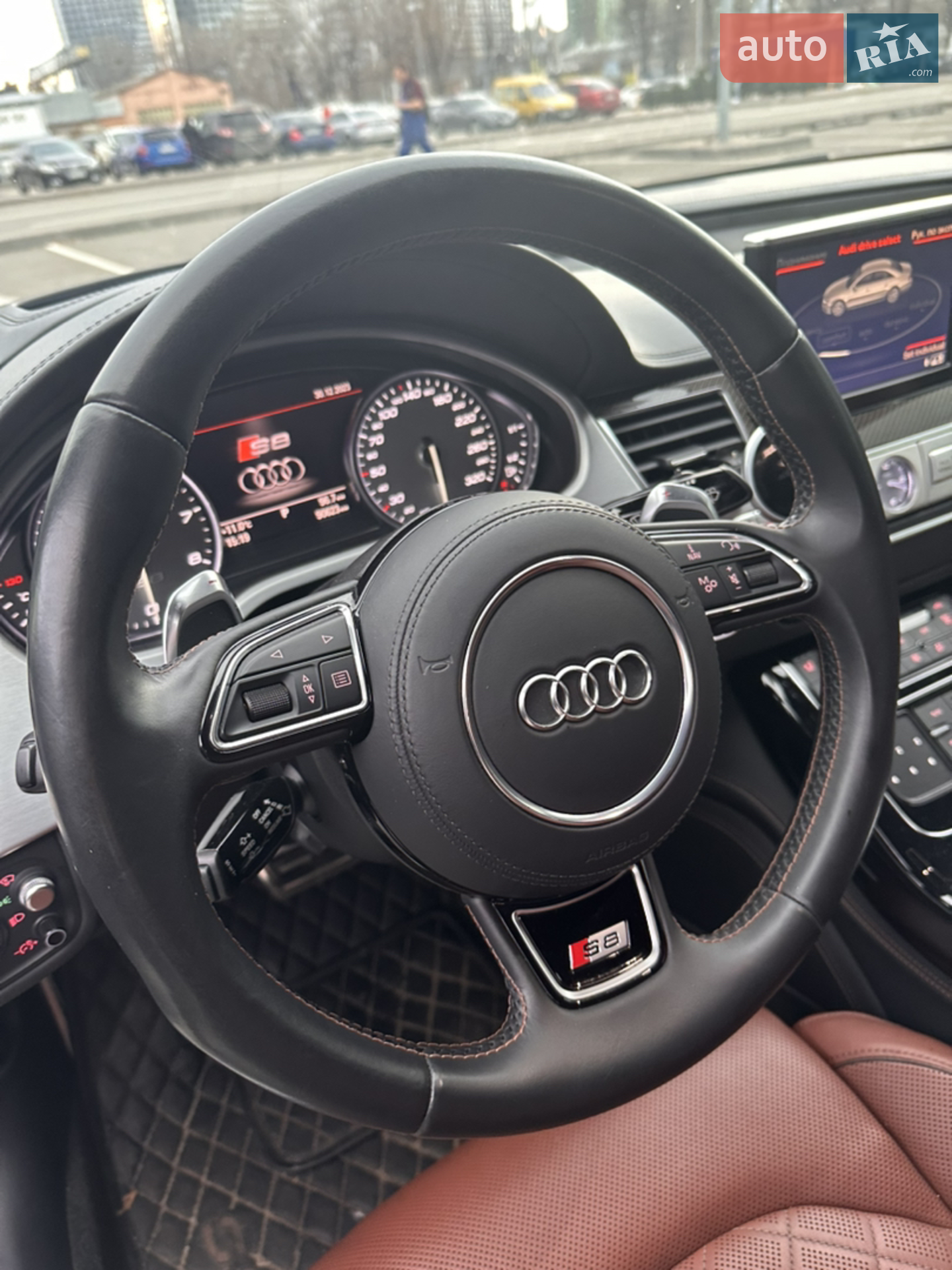 2014 Audi S8 - мініатюра 27