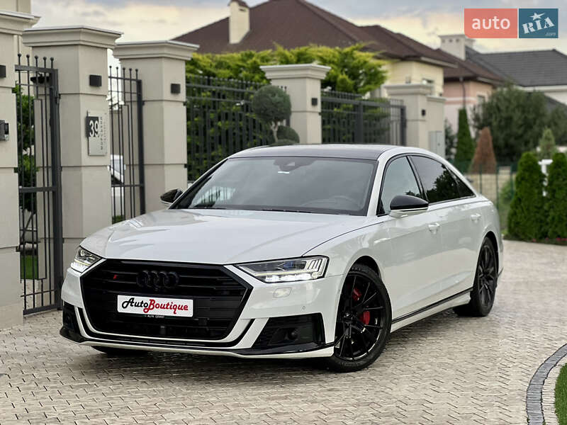 Седан Audi S8 2020 в Одесі