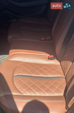 Седан Audi S8 2014 в Киеве