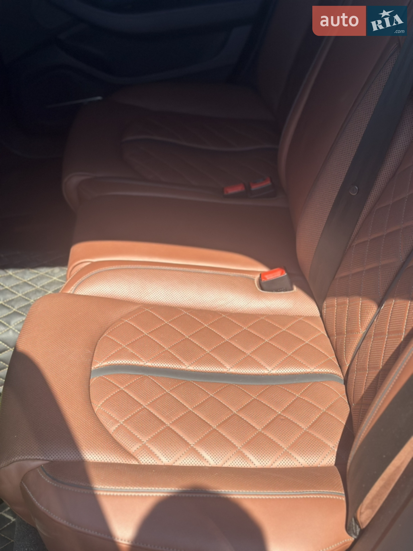 2014 Audi S8 - мініатюра 8
