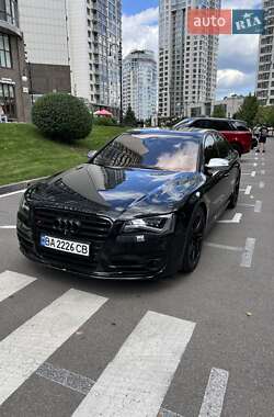 Седан Audi S8 2012 в Киеве