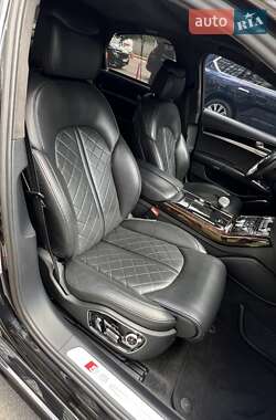 Седан Audi S8 2012 в Киеве