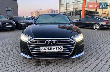 Седан Audi S8 2019 в 