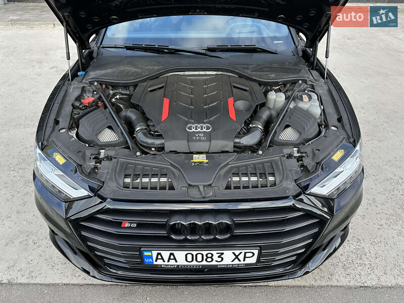 Седан Audi S8 2021 в Києві
