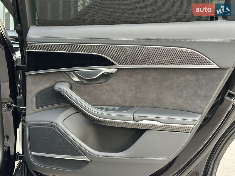 Седан Audi S8 2021 в Києві