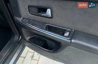 Седан Audi S8 2000 в 