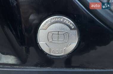 Седан Audi S8 2000 в 