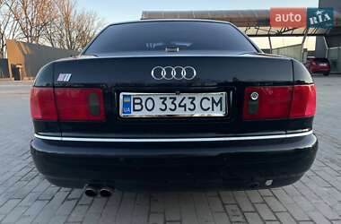 Седан Audi S8 2000 в 