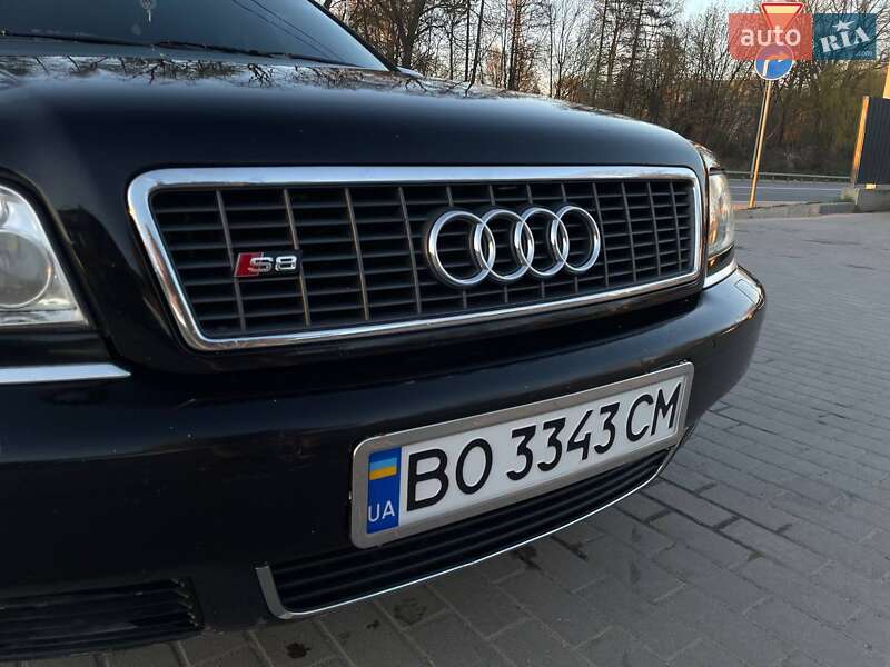 Седан Audi S8 2000 в Тернополе