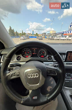 Седан Audi S8 2008 в 
