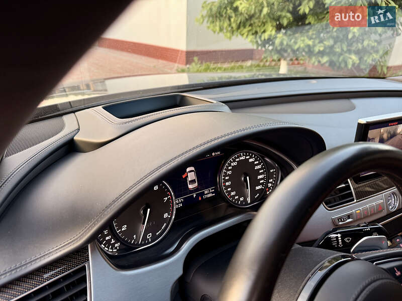 Седан Audi S8 2016 в Одессе