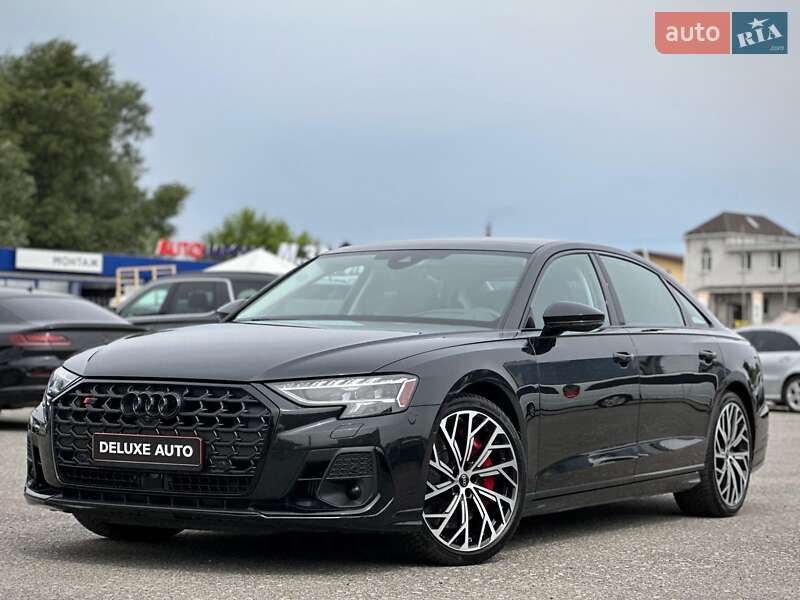 Седан Audi S8 2022 в Киеве