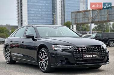 Седан Audi S8 2022 в 