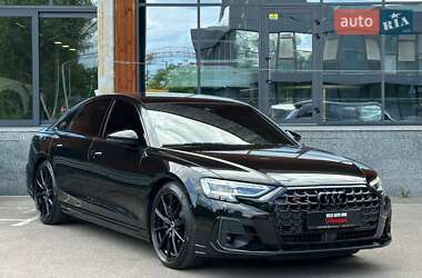 Седан Audi S8 2025 в Киеве
