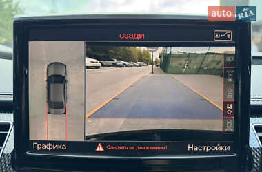 Седан Audi S8 2016 в 