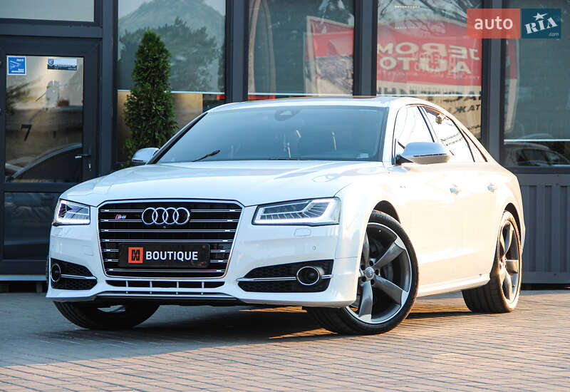 Седан Audi S8 2014 в Одессе