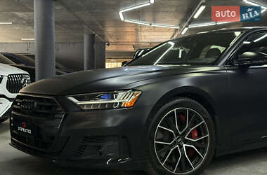 Седан Audi S8 2020 в 