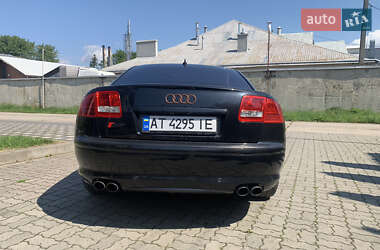 Седан Audi S8 2007 в 