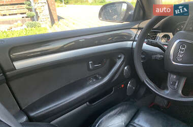 Седан Audi S8 2007 в 
