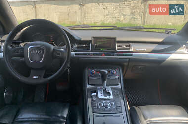 Седан Audi S8 2007 в 