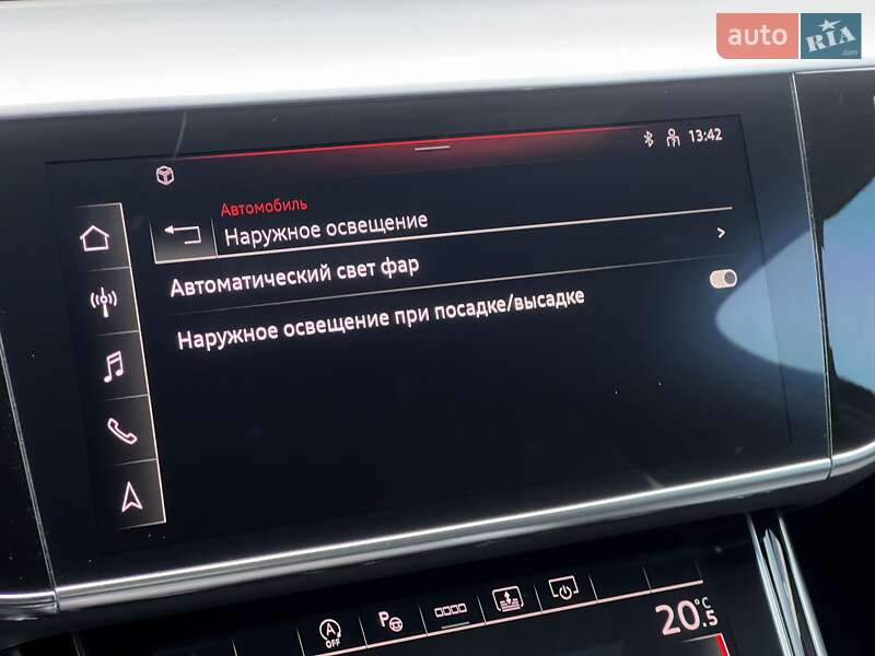 Седан Audi S8 2022 в Києві