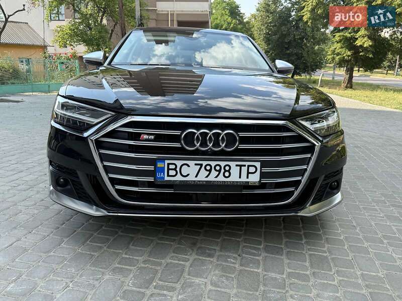 Седан Audi S8 2019 в Львове