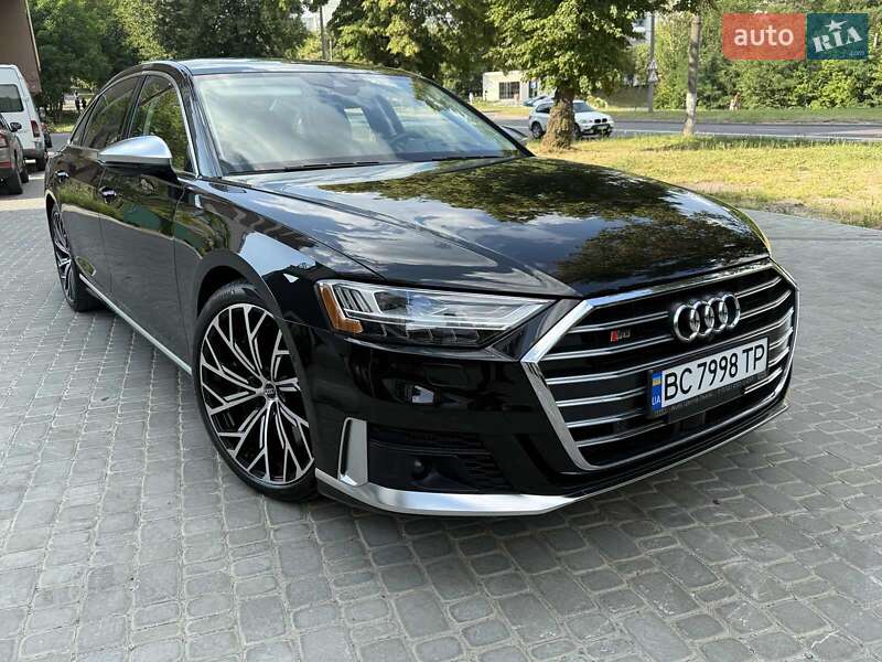 Audi S8 2019