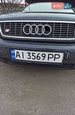 Седан Audi S8 1997 в 
