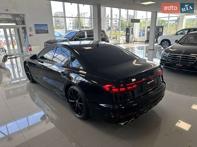 Седан Audi S8 2025 в Киеве фото 5 Седан Audi S8 2025 в Киеве