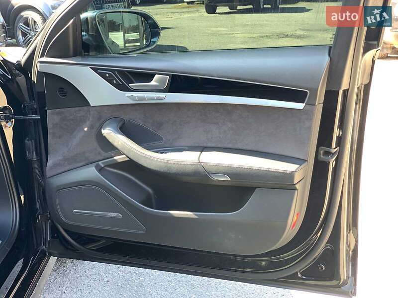 Седан Audi S8 2013 в Виннице фото 24 Седан Audi S8 2013 в Виннице