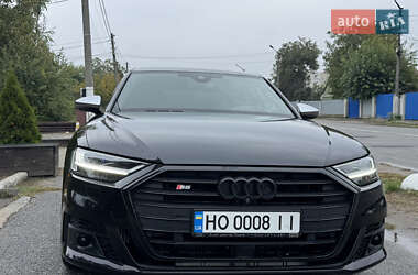 Седан Audi S8 2020 в 