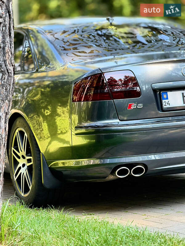 Седан Audi S8 2008 в Черкассах