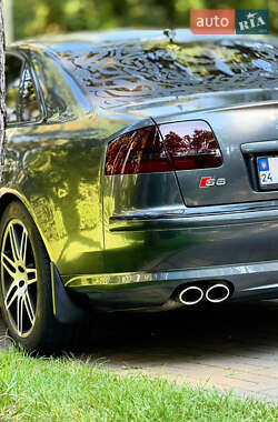 Седан Audi S8 2008 в 