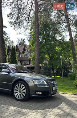 Седан Audi S8 2008 в 