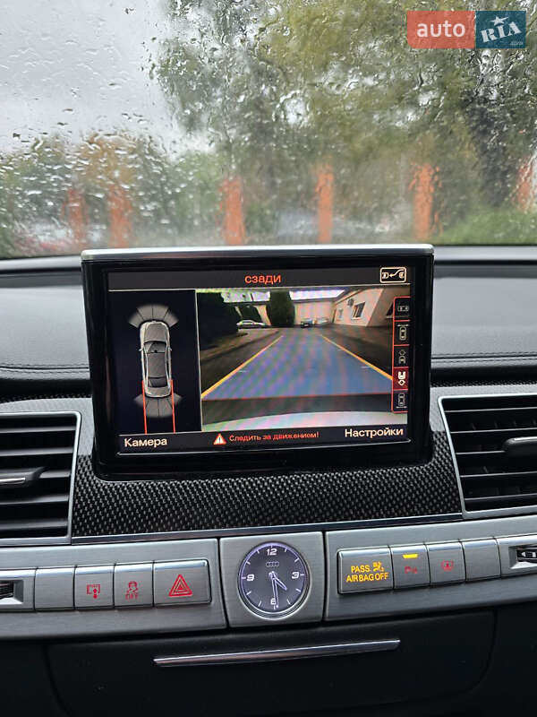 Седан Audi S8 2014 в Киеве