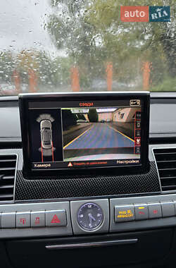 Седан Audi S8 2014 в 