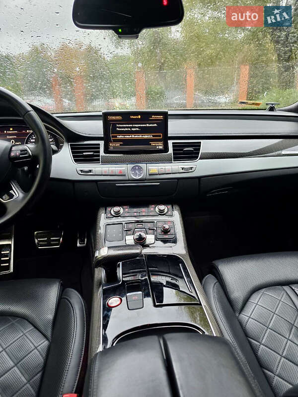 Седан Audi S8 2014 в Киеве