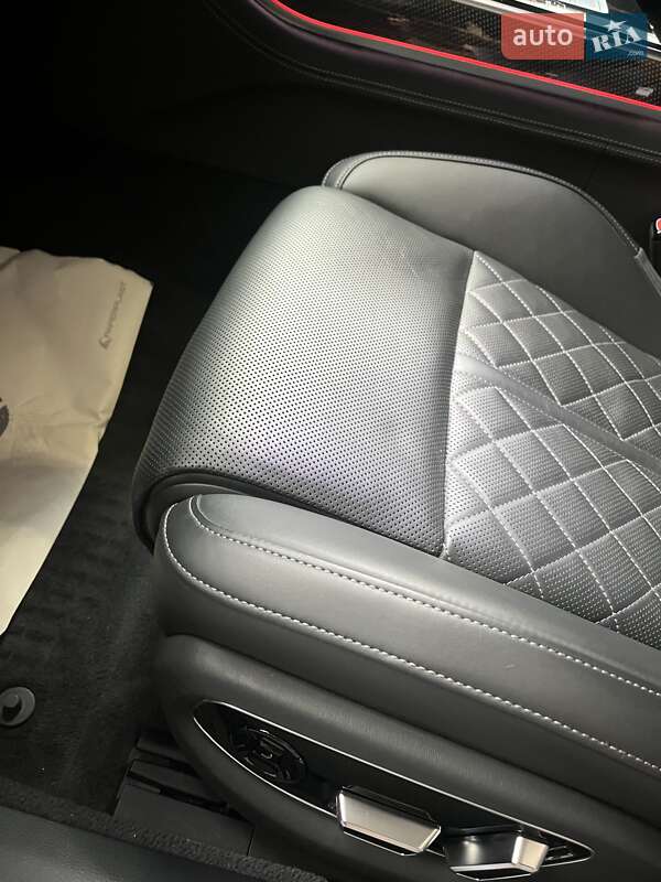 Седан Audi S8 2022 в Днепре фото 30 Седан Audi S8 2022 в Днепре