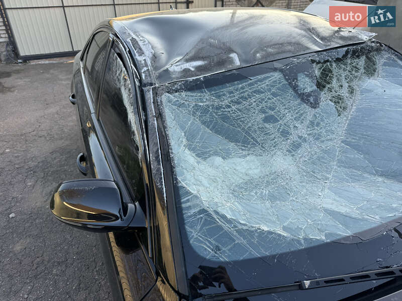 Седан Audi S8 2017 в Гребенках