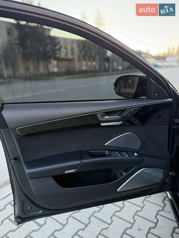 Седан Audi S8 2014 в Виноградове фото 6 Седан Audi S8 2014 в Виноградове
