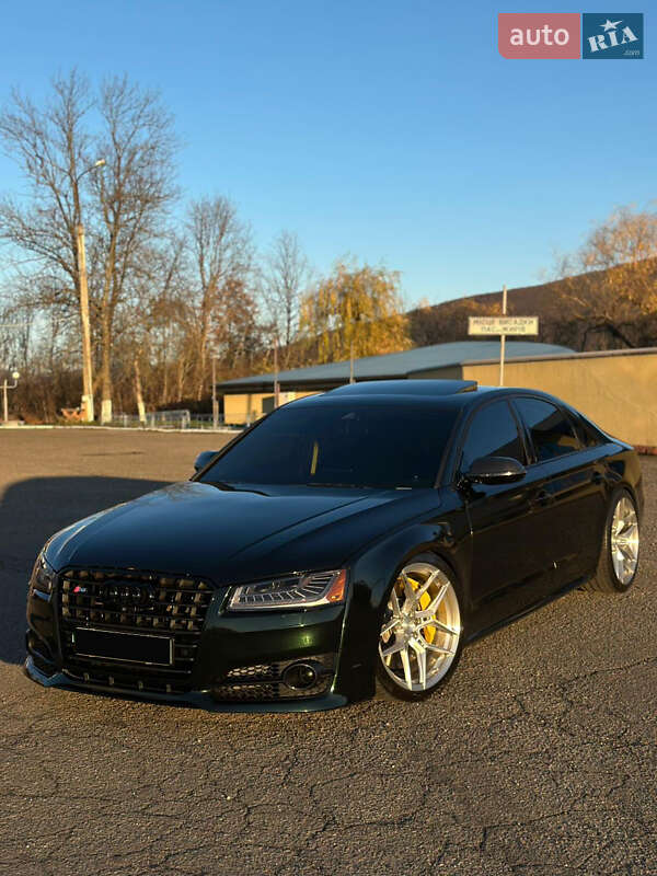 Седан Audi S8 2014 в Виноградове фото 22 Седан Audi S8 2014 в Виноградове