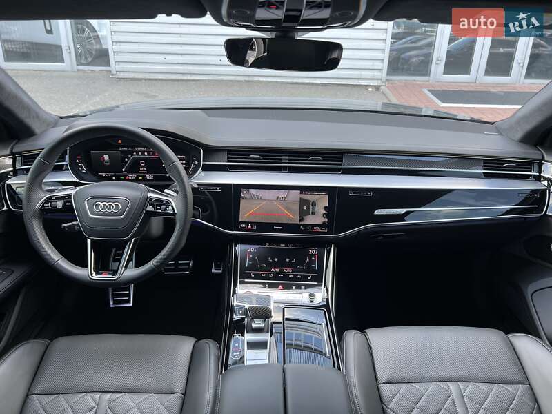 Седан Audi S8 2022 в Киеве