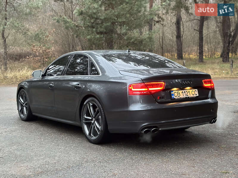 Седан Audi S8 2012 в Киеве фото 4 Седан Audi S8 2012 в Киеве