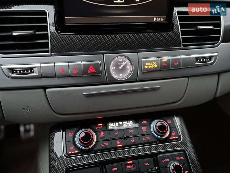 Седан Audi S8 2012 в Киеве фото 19 Седан Audi S8 2012 в Киеве