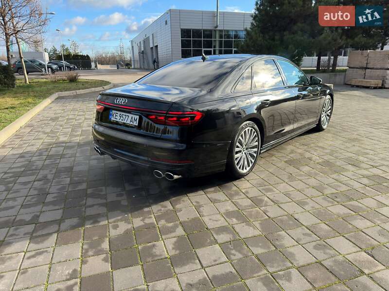 Седан Audi S8 2025 в Кривом Роге