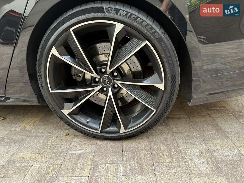 Седан Audi S8 2016 в Києві