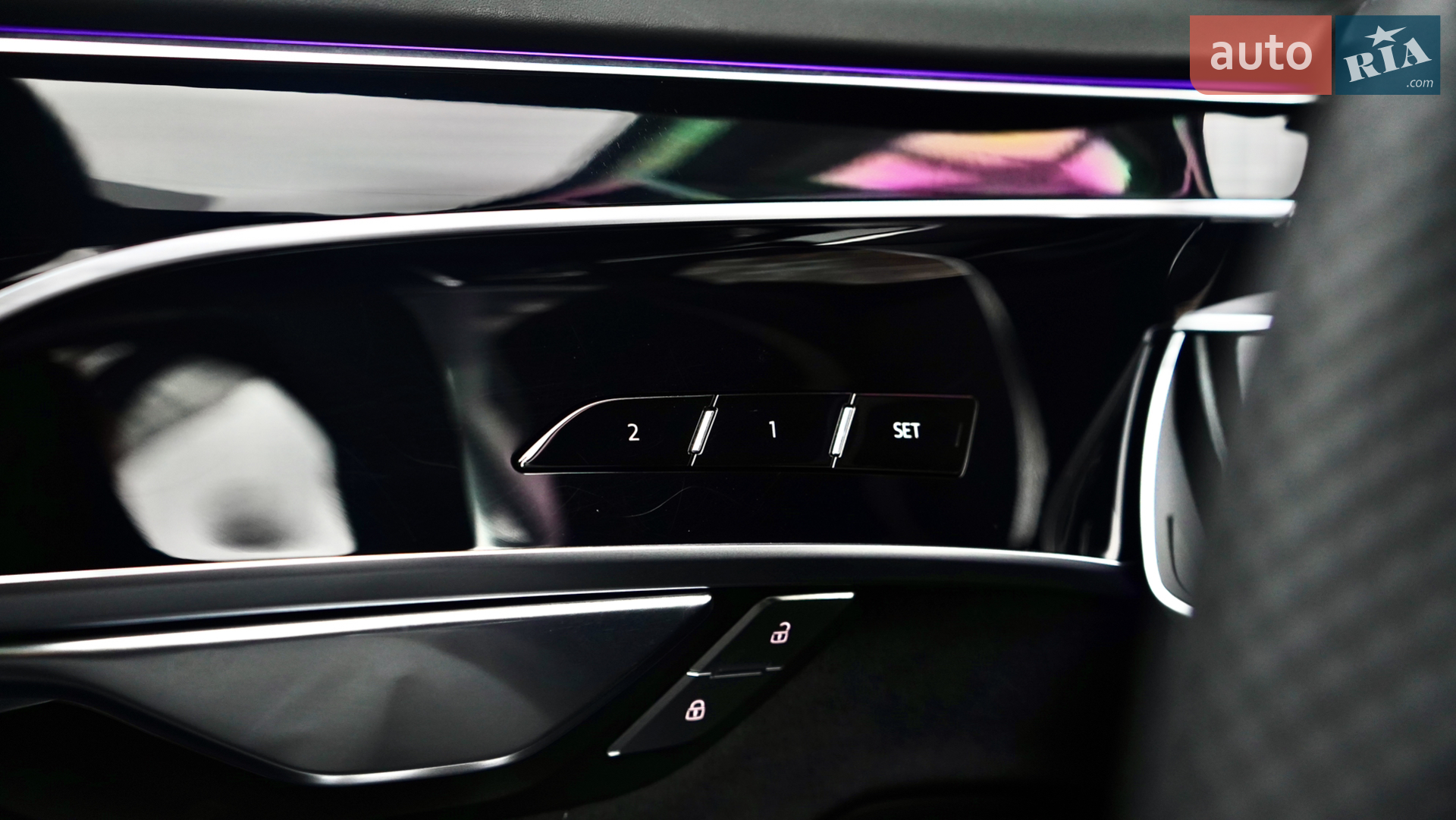 2024 Audi S8 - мініатюра 32