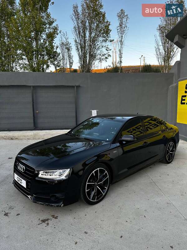 Седан Audi S8 2016 в Києві фото 5 Седан Audi S8 2016 в Києві
