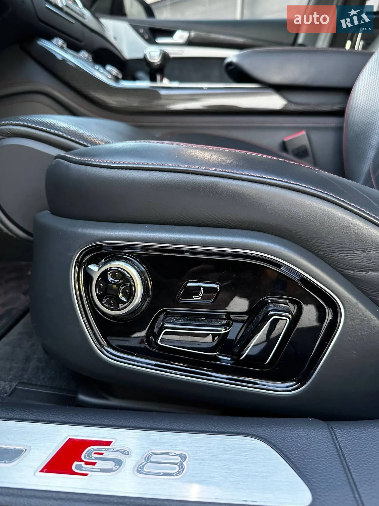 2016 Audi S8 - мініатюра 18