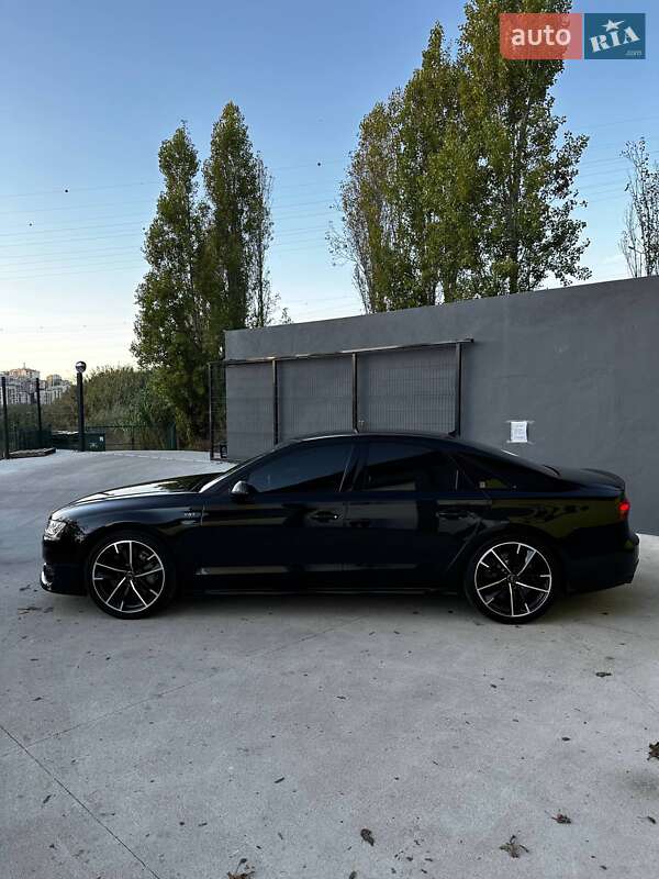 Седан Audi S8 2016 в Києві фото 13 Седан Audi S8 2016 в Києві